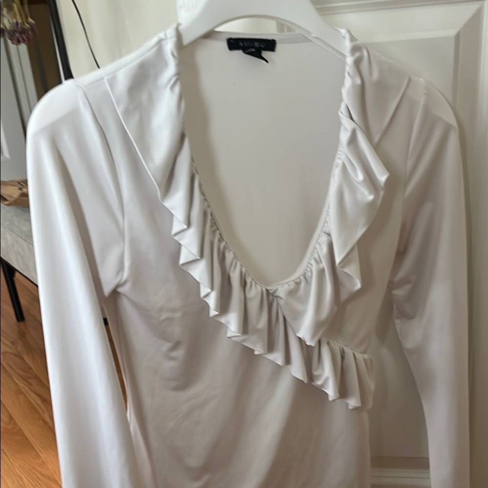 Amisu Cream V-Neck Blouse